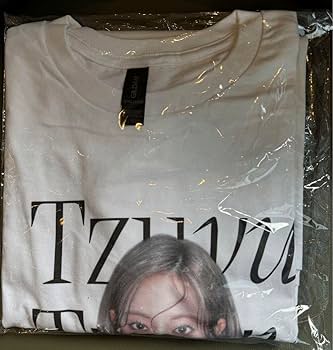 Amazon.co.jp: twice ツウィ サノク Tシャツ : おもちゃ